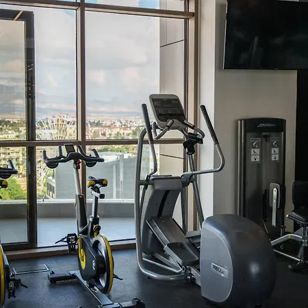 아파트 360 Heights, Gym & Pool