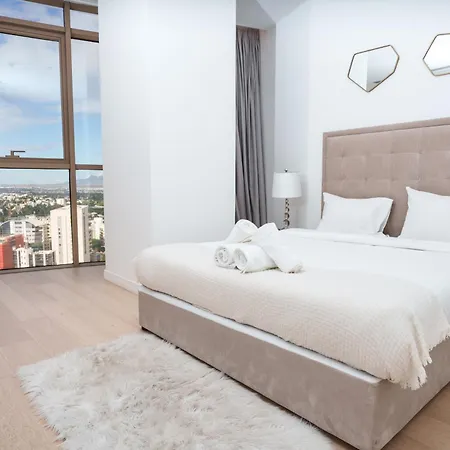 Wealthystays Heights Apartment