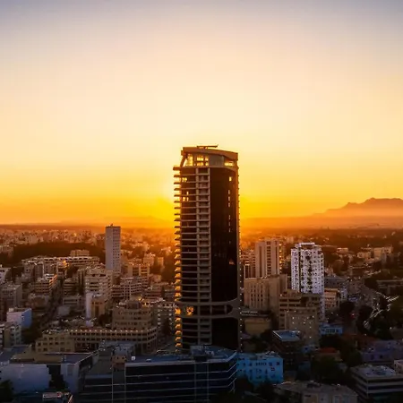 360 Heights, Gym & Pool Lägenhet Nicosia