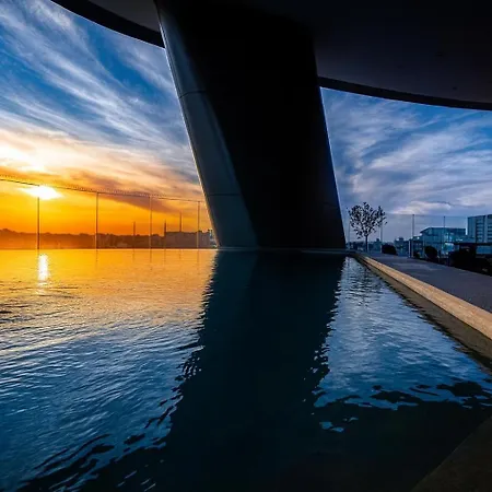 360 Heights, Gym & Pool Apartmán Nikósie