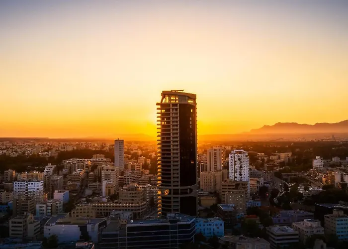 360 Heights, Gym & Pool Apartmán Nikósie